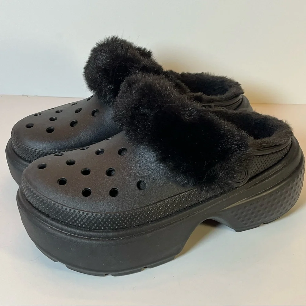 Crocs Unisex-Adult Stomp Faux Fur Lined Clog Black US Men's 8 Womens 10 Platform